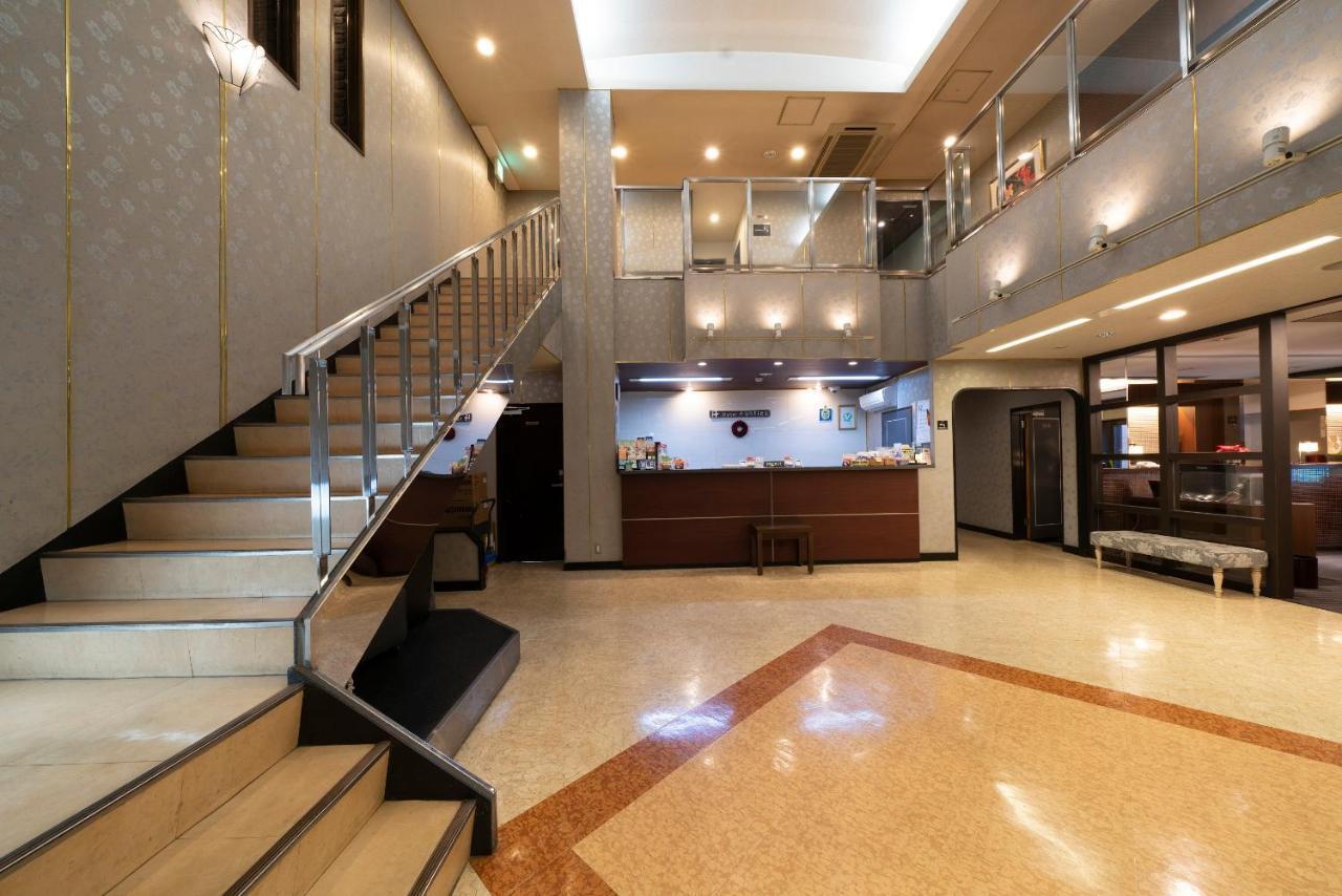 Hotel Aunties Toyota  Zewnętrze zdjęcie